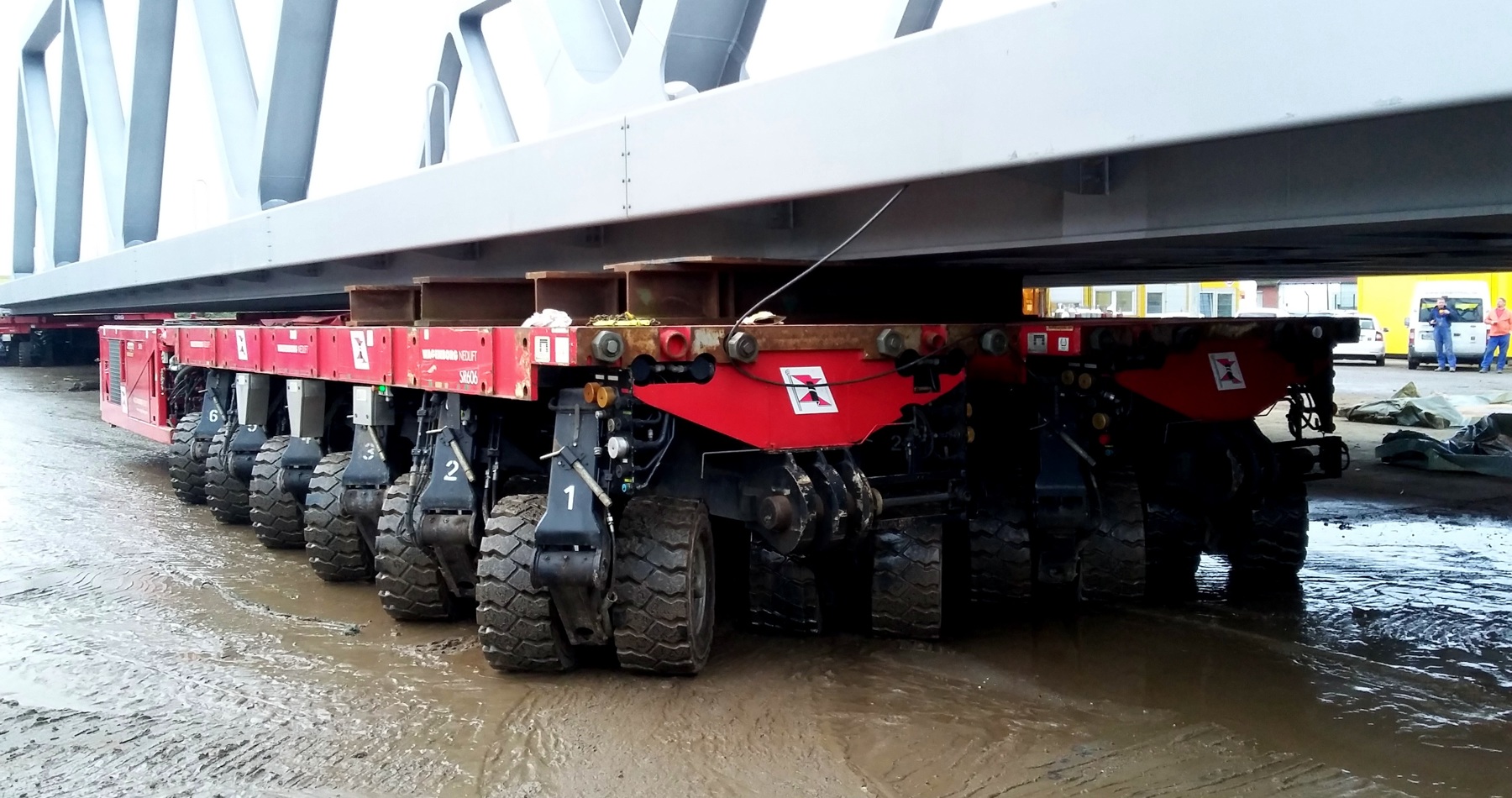 Knifflige Angelegenheit: Trogbrücke Emden