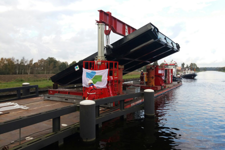 Besonderer Brückentransport