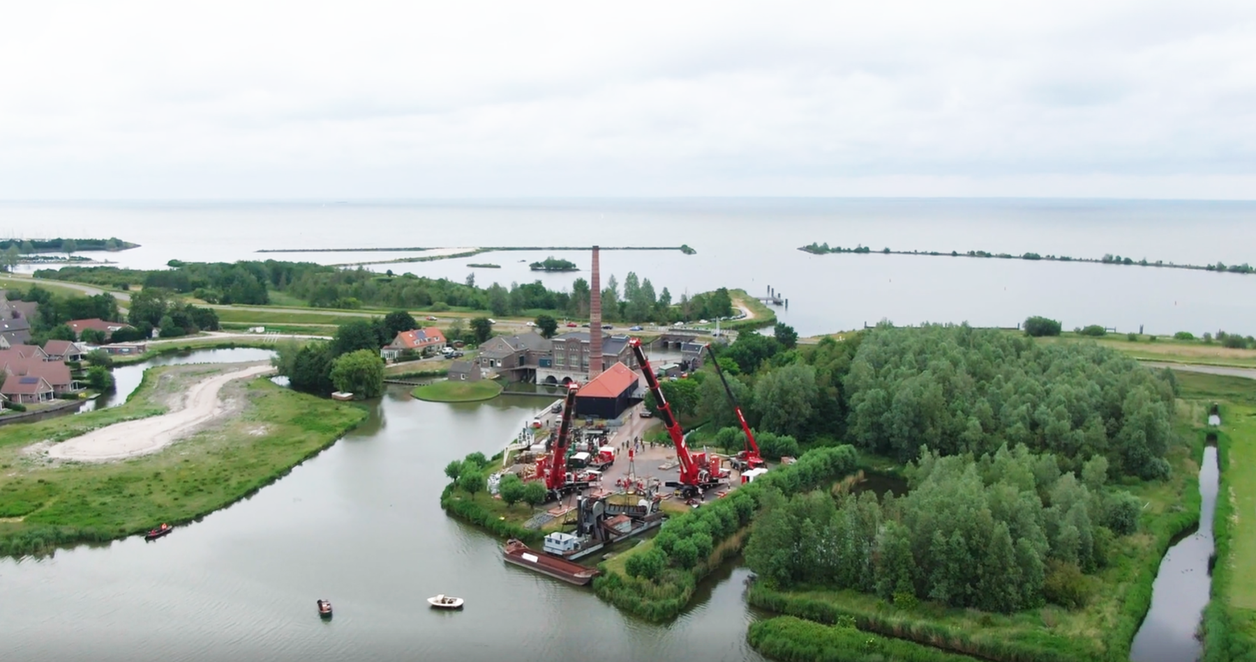 Eimerkettenbagger am Haken