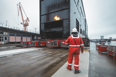 Masterful transport of immense lock gates by Wagenborg