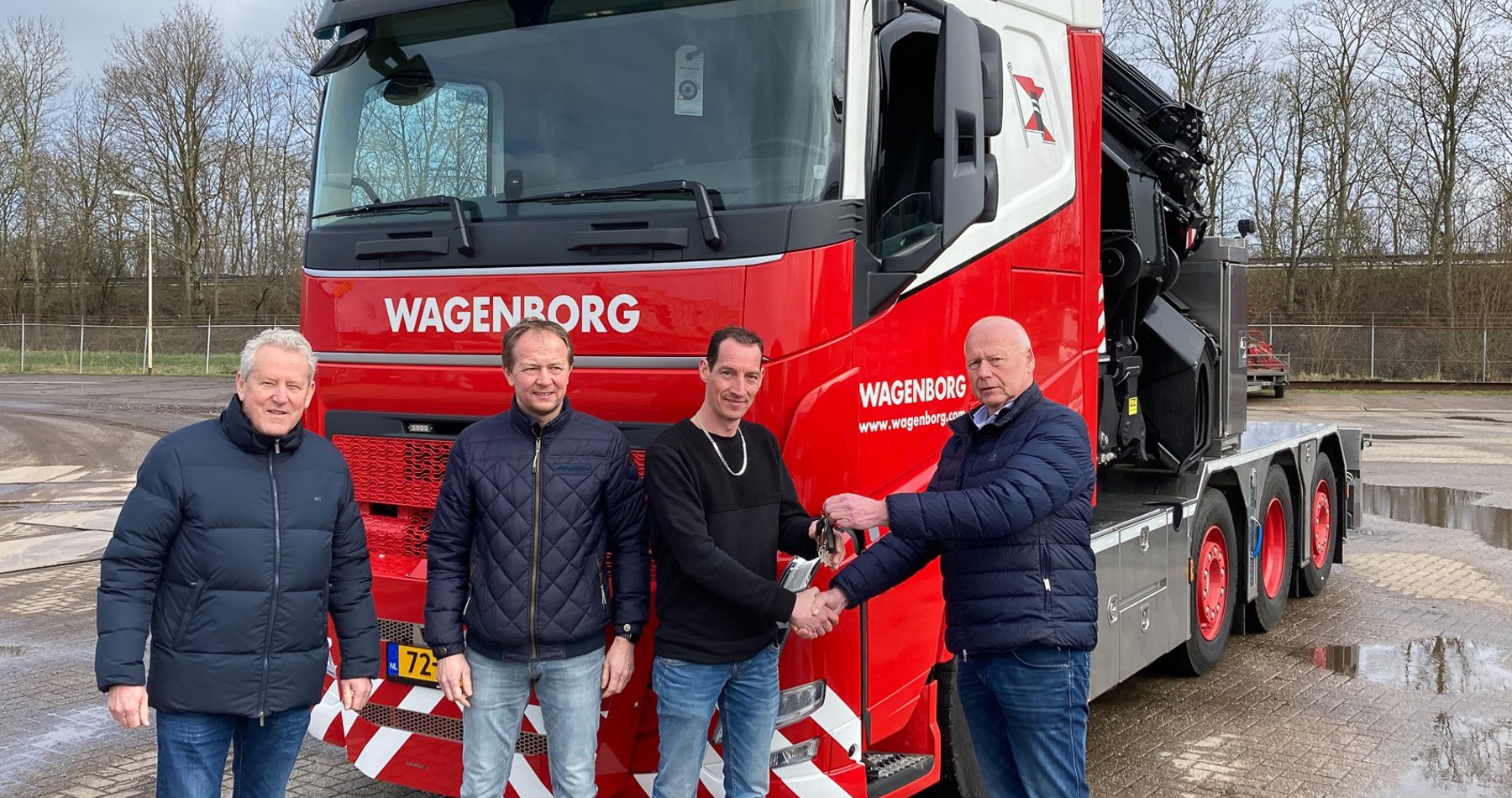 Wagenborg Nedlift wächst mit zusätzlichem Gelenkteleskopkran